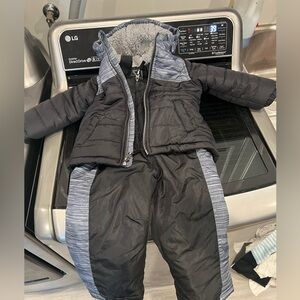 AQ Arctic Quest Snow Bib and Snow Jacket Size 2T